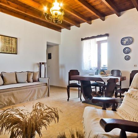 Villa Symone Afiartis Buitenkant foto