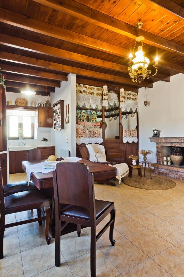 Villa Symone Afiartis Buitenkant foto